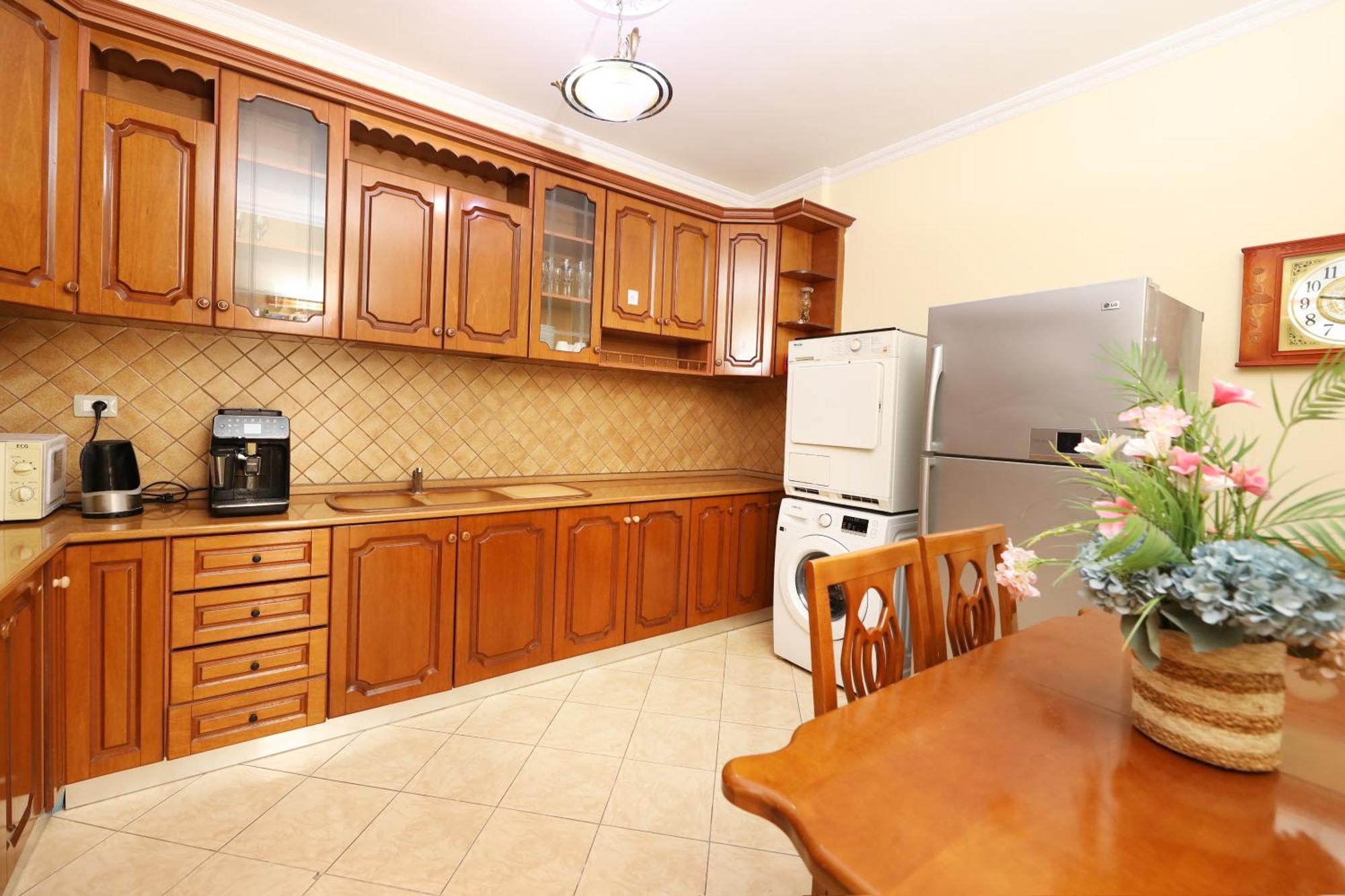 Sunny Side Apartament